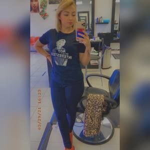 Meet your Posher, April